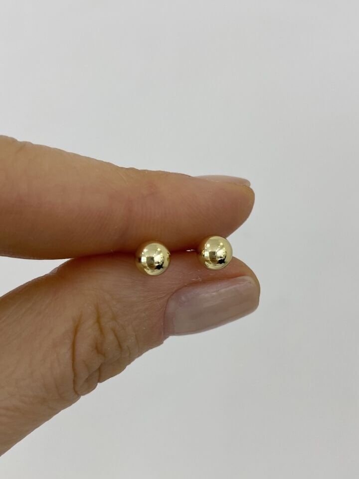 “Özel Seri” Minimal Gold Top Küpe (5mm)
