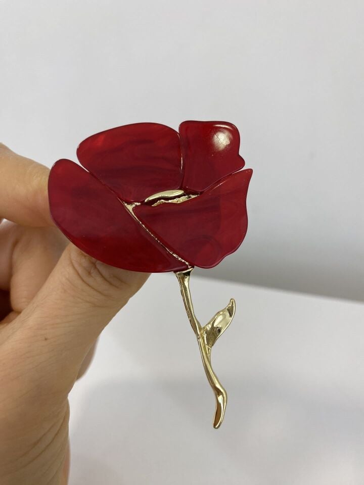 Kırmızı Lale Broş