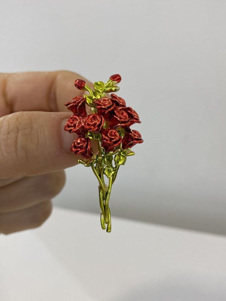 Kırmızı Gül Demet Broş