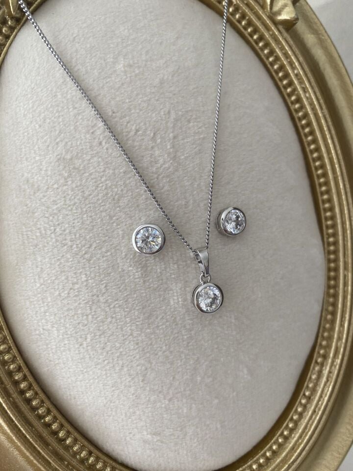 ''Özel Seri'' Minimal Çerçeveli Yuvarlak Tektaş Set (Silver)