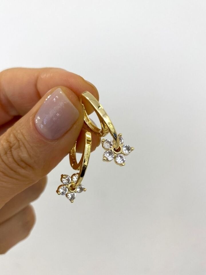 Çiçek Detay Halka Küpe