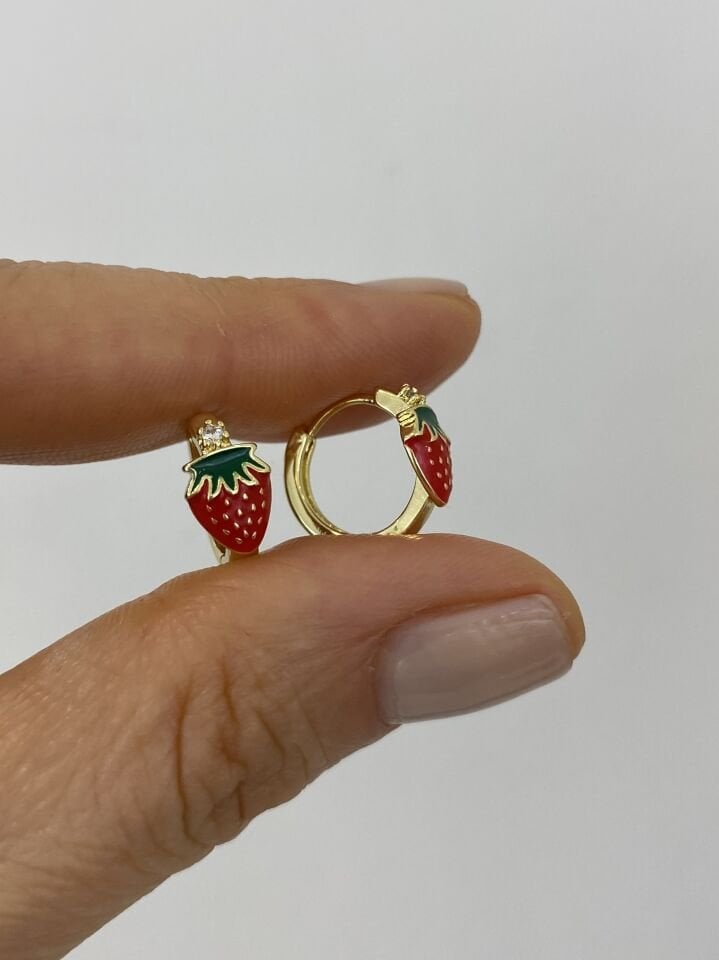 ''Özel Seri'' Çocuk Çilek Halka Küpe (1cm iç çap)