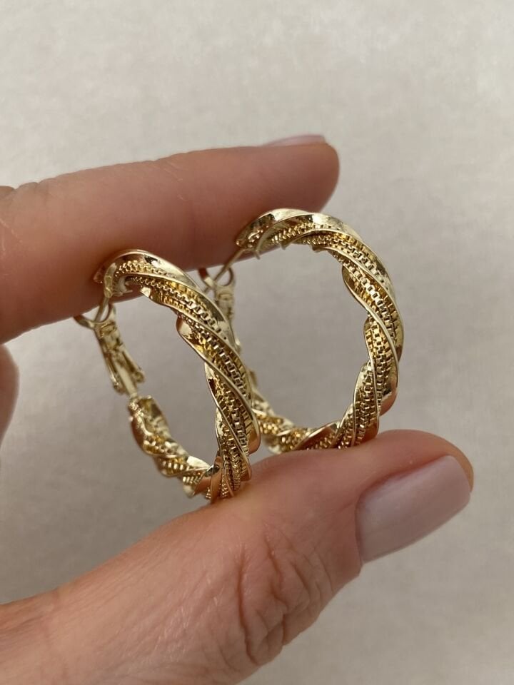 Zincir Detaylı Burgu Halka Küpe