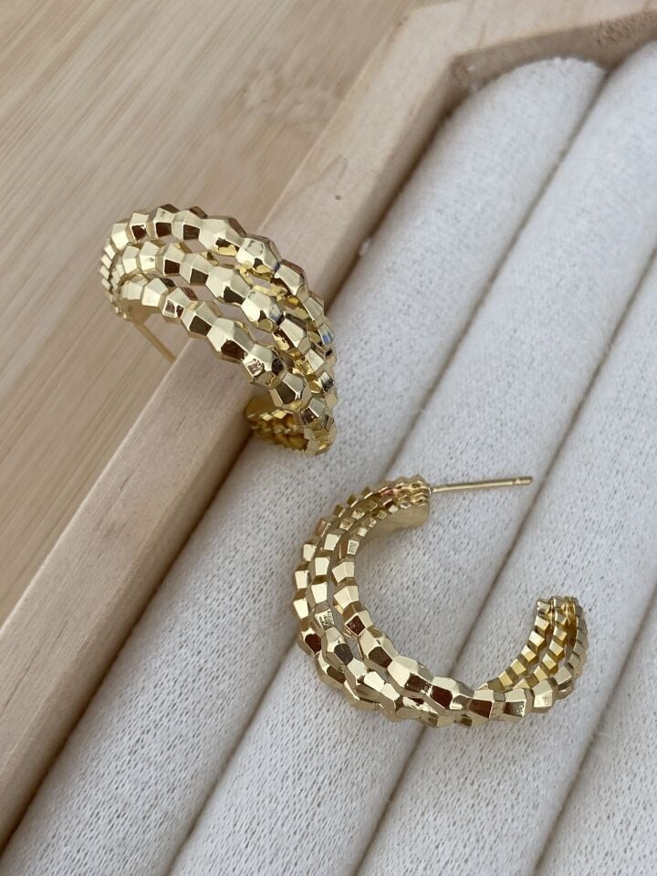 Yansımalı Çapraz Görünümlü Yarım Halka Küpe