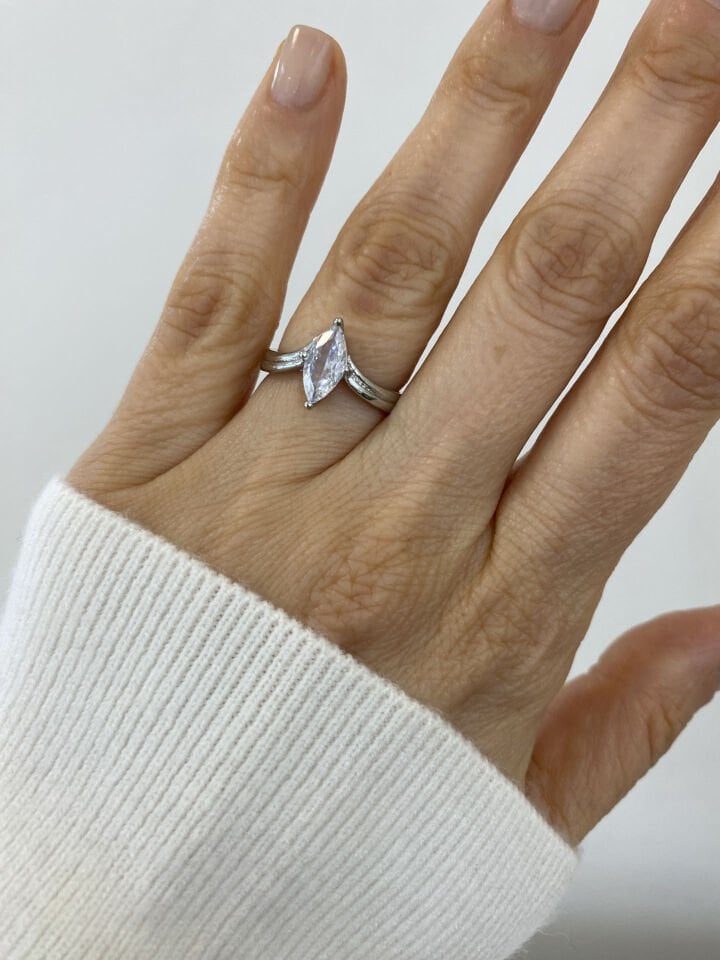 Altın Kaplama ''Hailey'' Minimal Markiz Kesim Mozanit Yüzük (Silver)