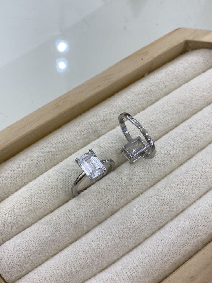 Altın Kaplama ''Hailey'' Baget Kesim Mozanit Yüzük (Silver)