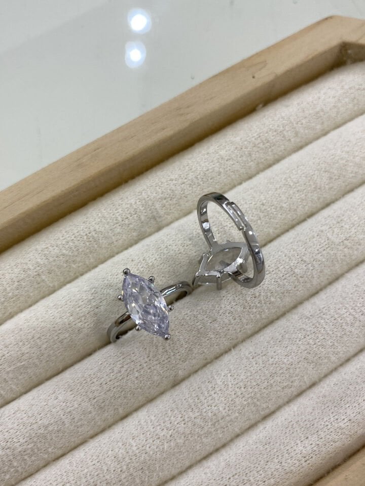 Altın Kaplama ''Hailey'' Markiz Kesim Mozanit Yüzük (Silver)