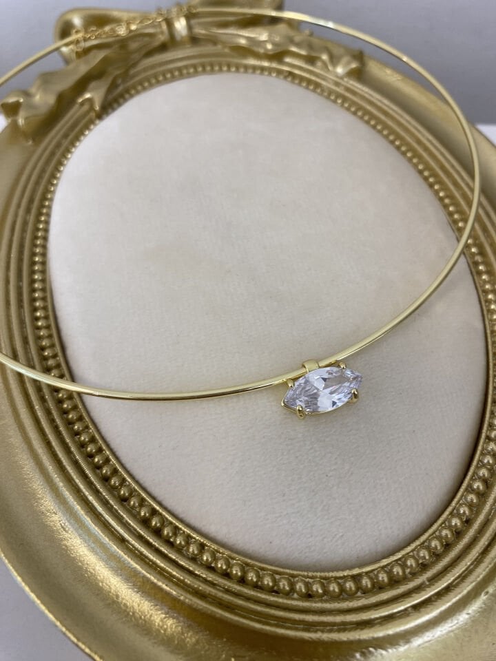 “Hailey” Markiz Kesim Tasma Kolye