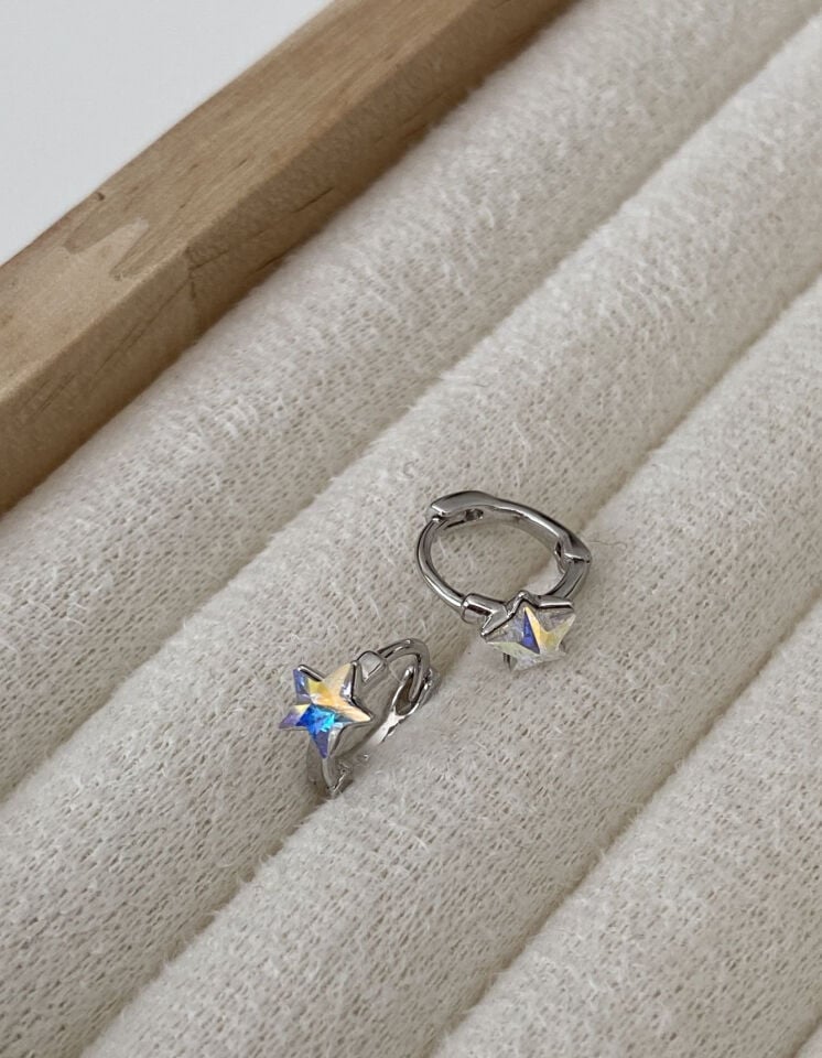 “Özel Seri” Swarovski Taşlı Yıldız Detay Minimal Halka Küpe (9mm iç çap)