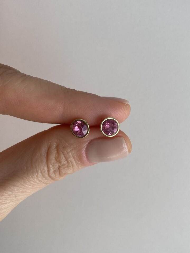 Özel Seri Fuşya Swarovski Taşlı Minimal Tek Taş Küpe 5mm