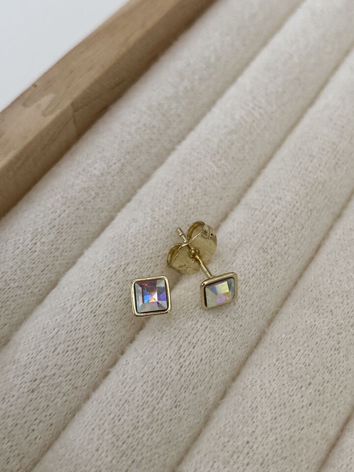 Özel Seri Swarovski Taşlı Minimal Kare Tek Taş Küpe 4mm