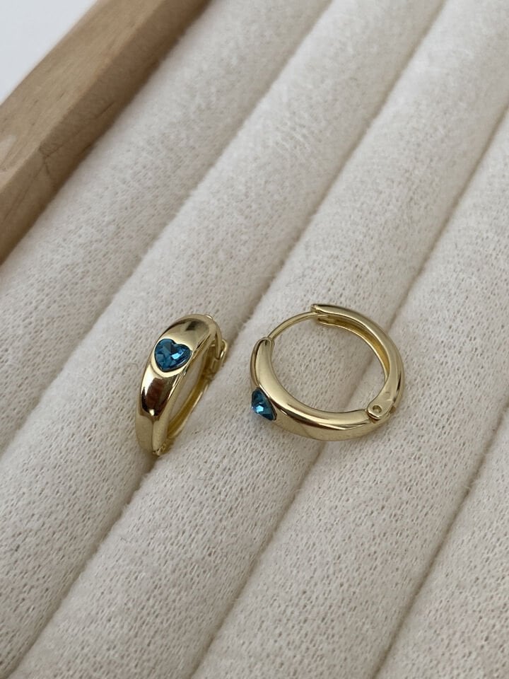 Özel Seri Mavi Swarovski Taşlı Kalp Detay Halka Küpe (İç çapı: 1,2cm)