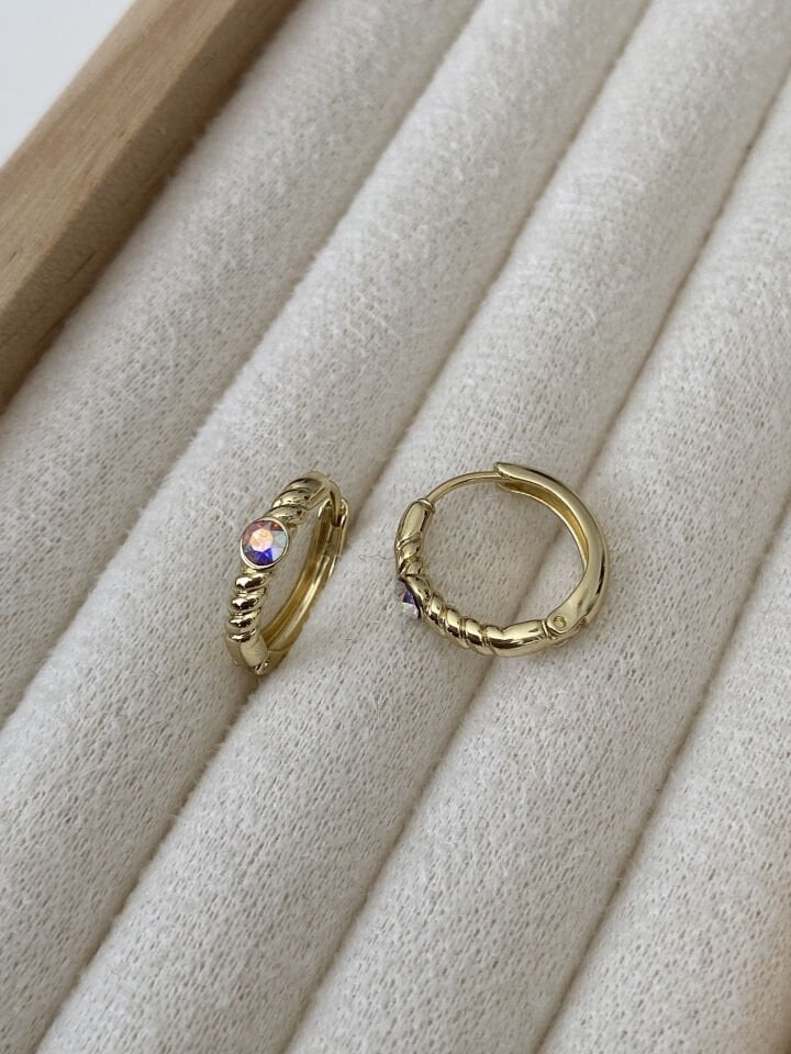 ''Özel Seri'' Swaroski Tek Taşlı Basic Halka Küpe (1,2cm iç çap)