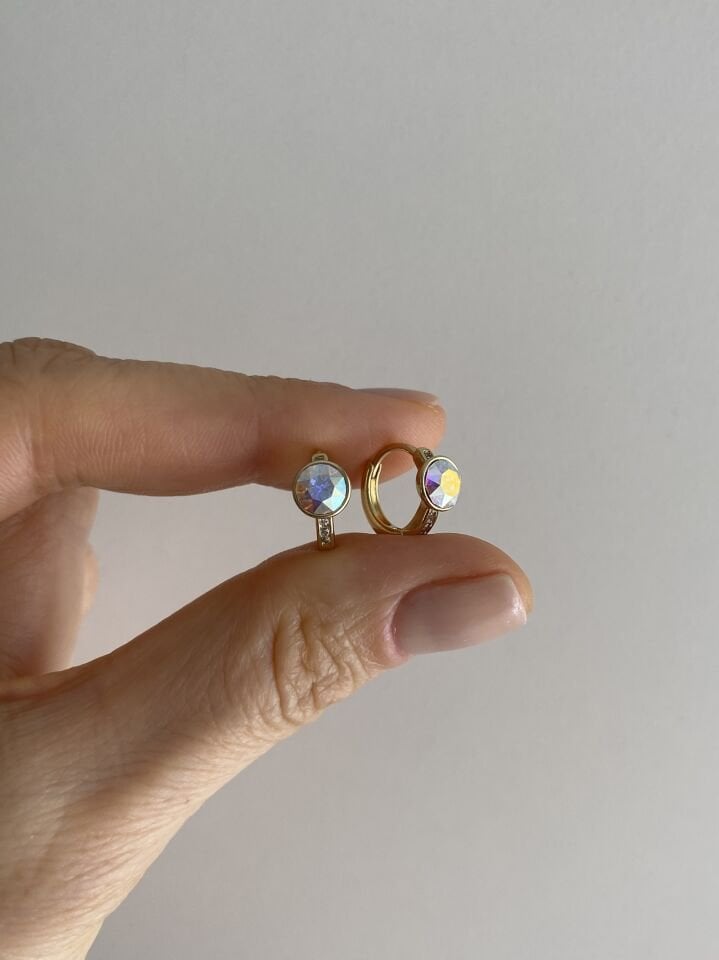Özel Seri Yuvarlak Swarovski Taşlı Minimal Halka Küpe (İç çapı: 1cm)