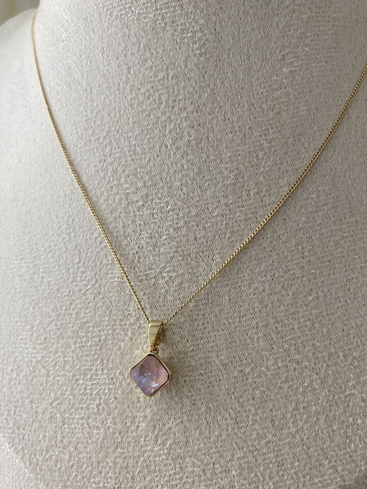 ''Özel Seri'' Kare Pudra Swarovski Taşlı Kolye (45cm)