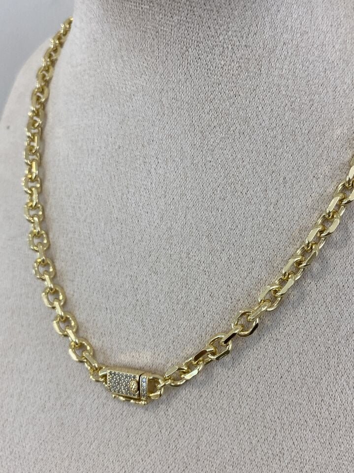 Gömme Taşlı Kilit Detaylı Zincir Kolye (45cm)