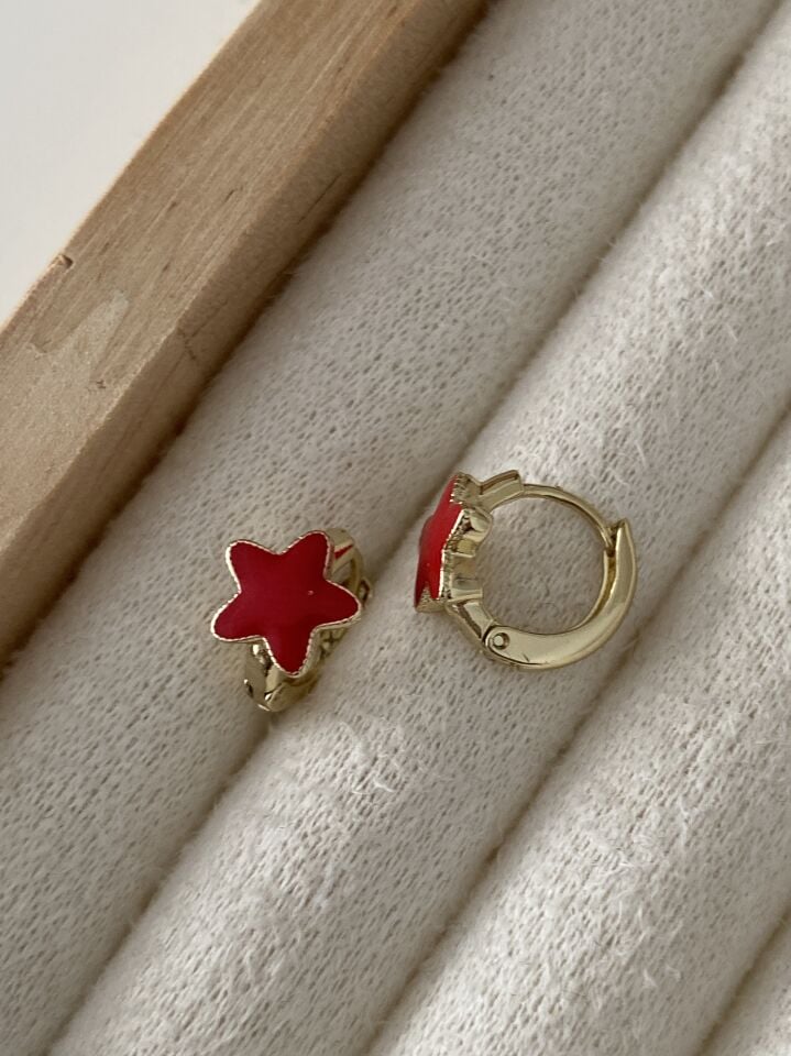 ''Özel Seri'' Çocuk Kırmızı Yıldız Halka Küpe (8mm iç çap)