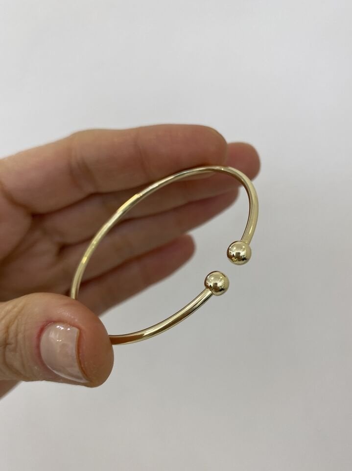 14K Top Detaylı Esnek Kelepçe (57mm)