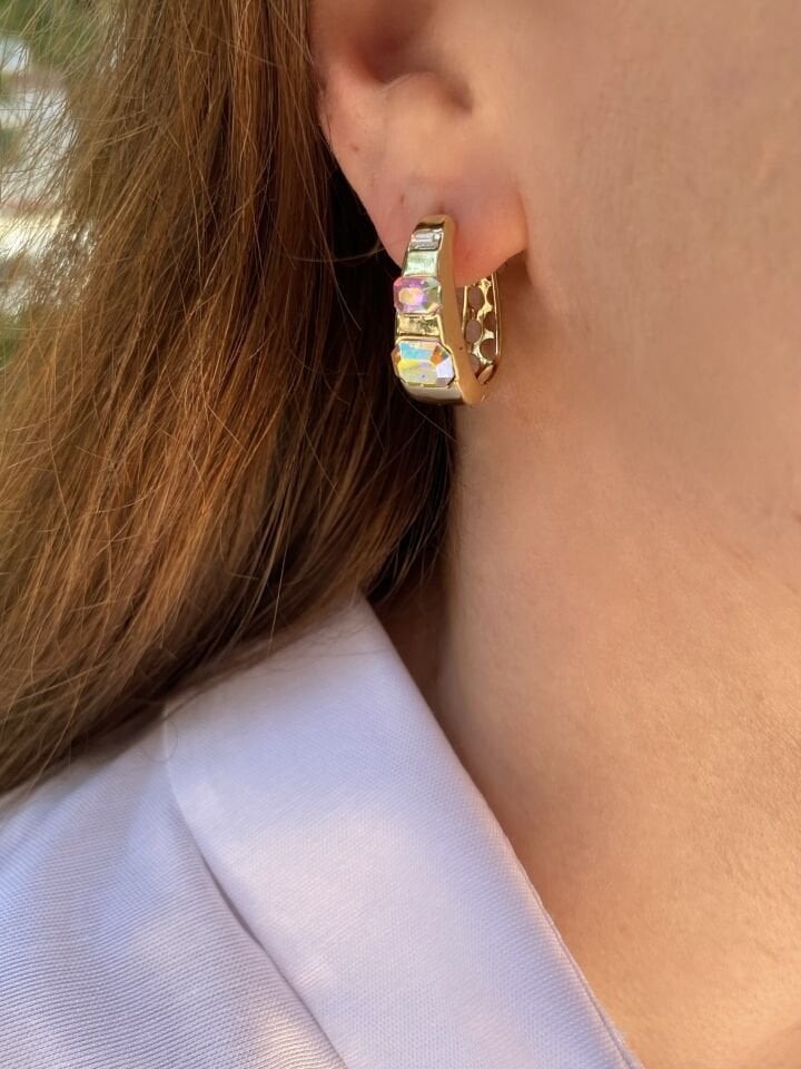 “Özel Seri” Swarovski Taşlı Bombeli Halka Küpe