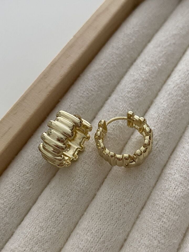 Özel Seri Merdiven Model Halka Küpe (İç çapı:1,5 cm)