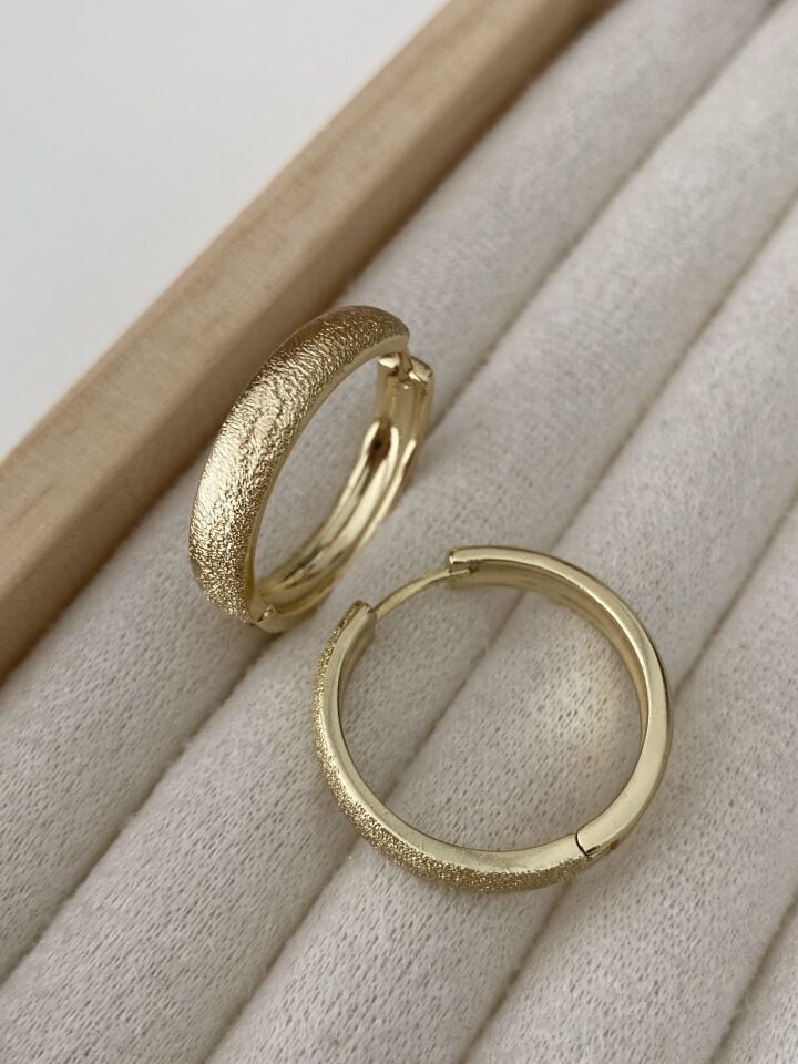 Özel Seri Kumlu Basic Halka Küpe (İç çapı:2,3 cm)