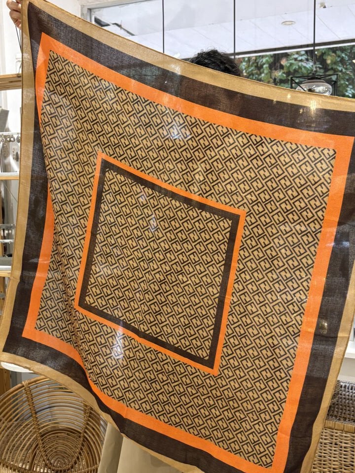 Desenli 90*90 Pamuklu Eşarp Şal