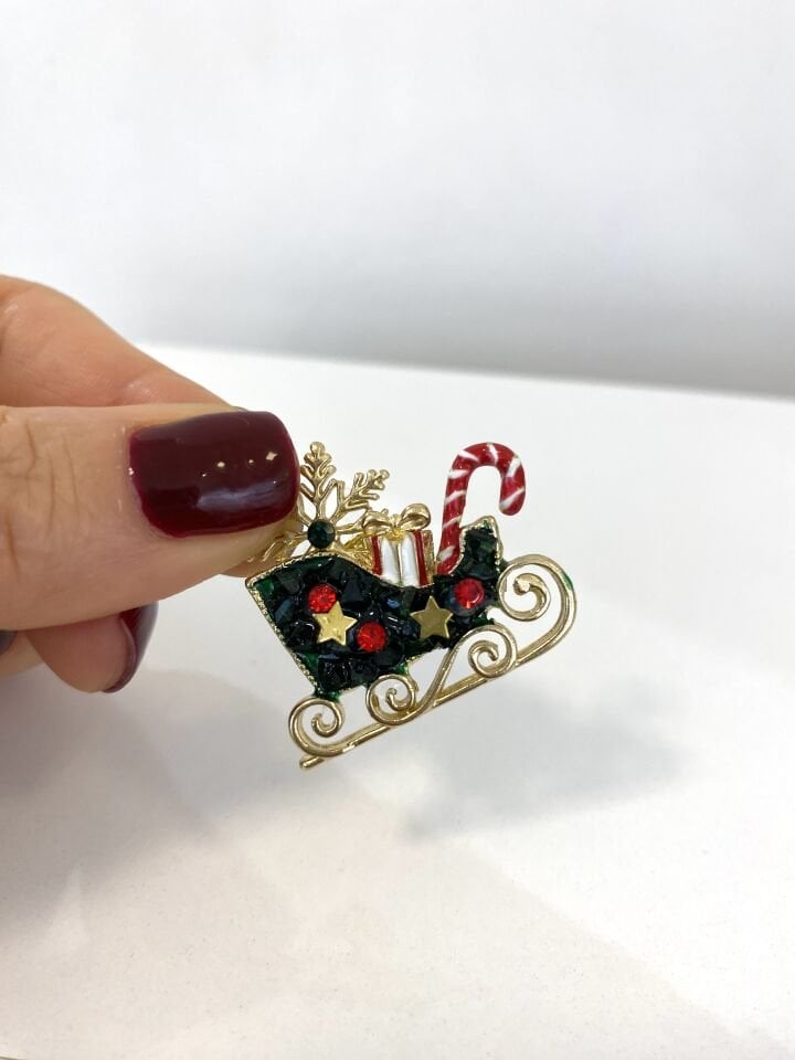 Yılbaşı Kızak Broşu