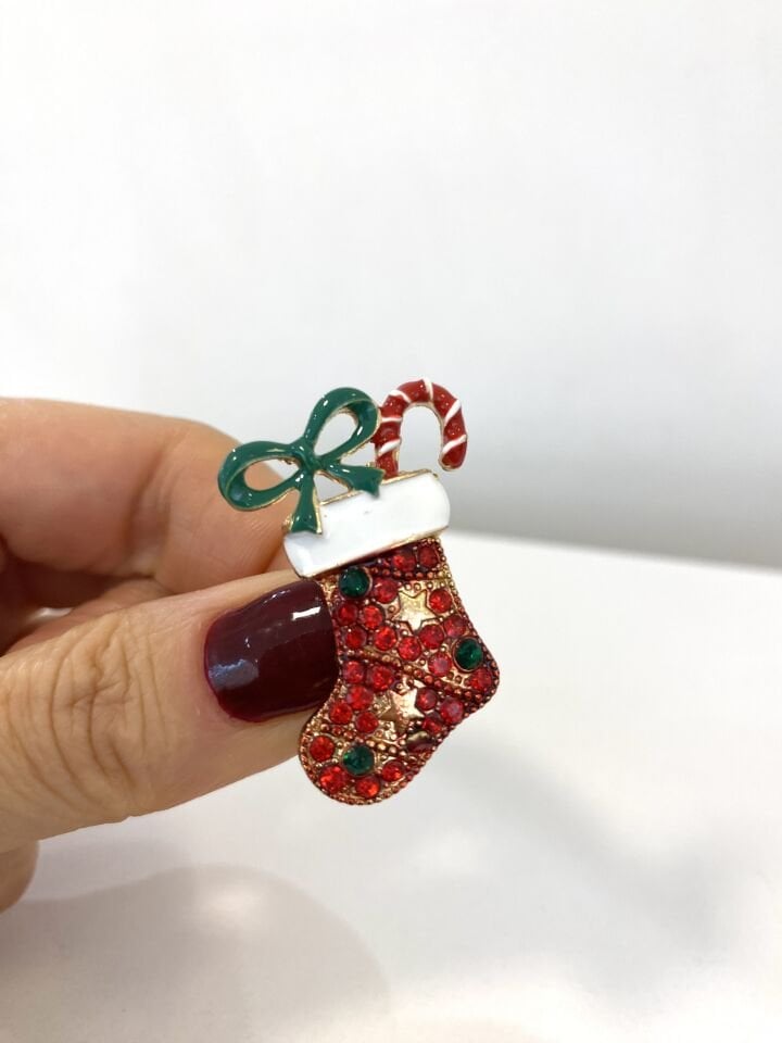 Kırmızı Taşlı Yılbaşı Çorap Broş