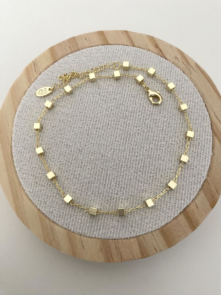 Altın Kaplama Yansımalı Küp Detaylı Halhal (23cm+5cm ek)