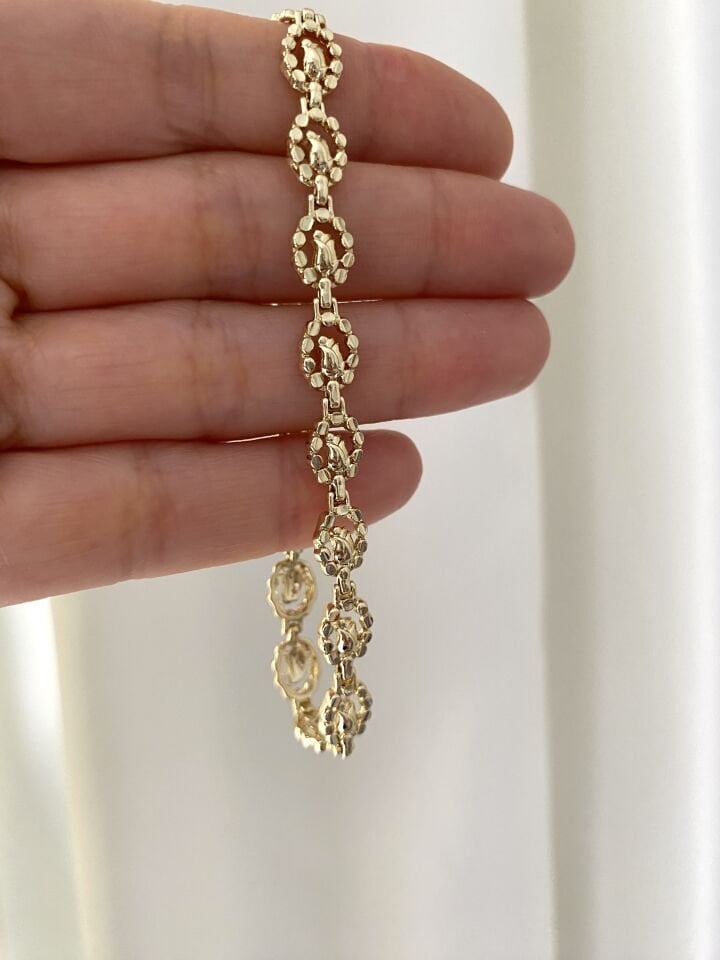 Gül Detay Ezme Bileklik