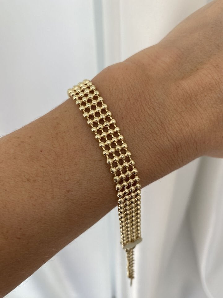 ''Özel Seri'' Topçuklu Kalın Bileklik