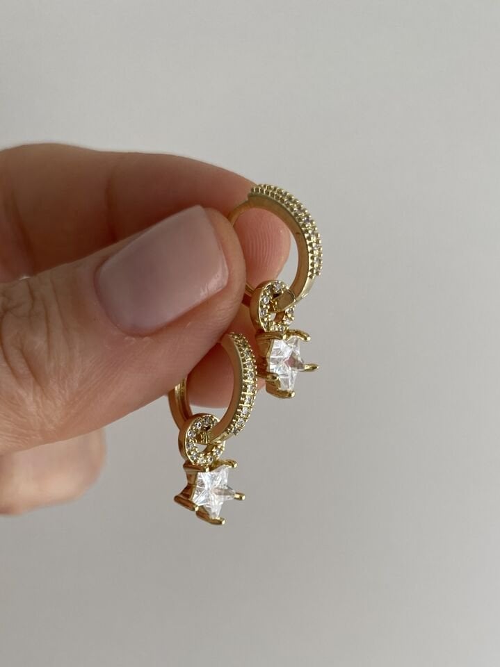 Altın Kaplama Gömme Zirkon Taşlı Yıldız Charm Halka Küpe (İç çapı:1 cm)