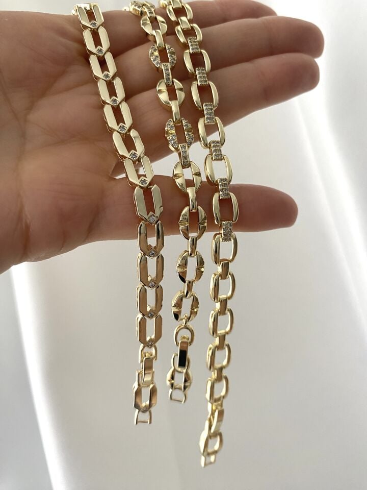 Altın Kaplama Gömme Taşlı Diktörtgen Spor Bileklik