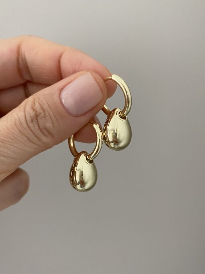 Altın Kaplama Bombeli Damla Charm Halka Küpe (İç çapı:1,3 cm)