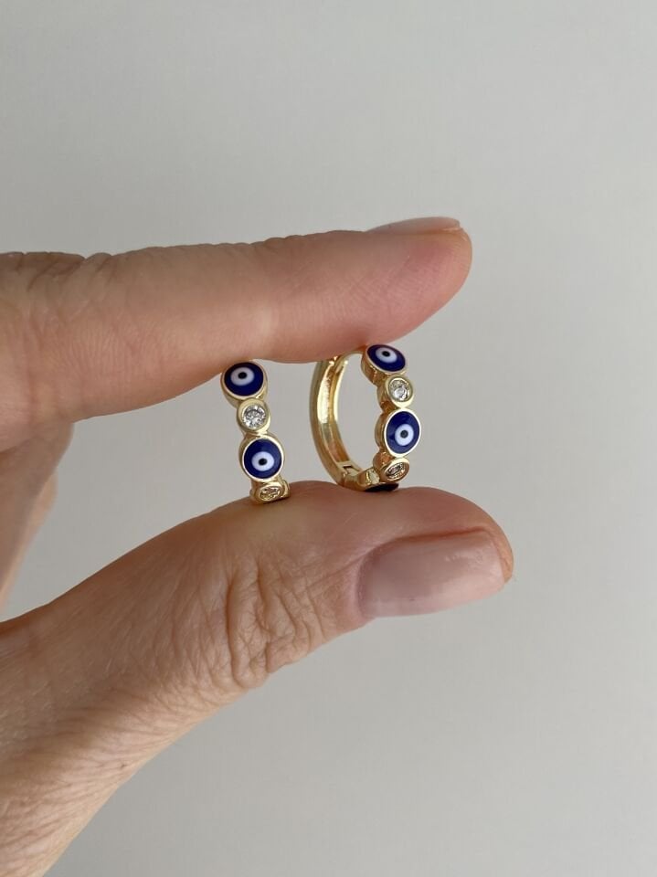 Altın Kaplama Mineli Nazar Boncuk Motifli Taşlı Küpe(İç çapı:1,3 cm)
