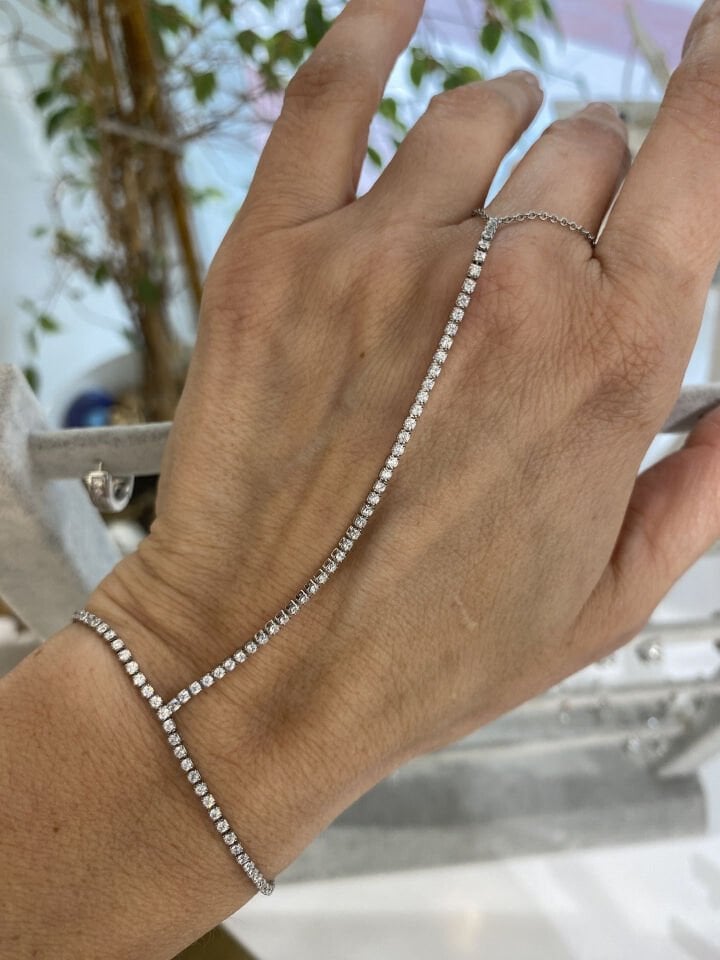 Rodyum Kaplama Minimal Taşlı Su Yolu Şahmeran (Gümüş renk)