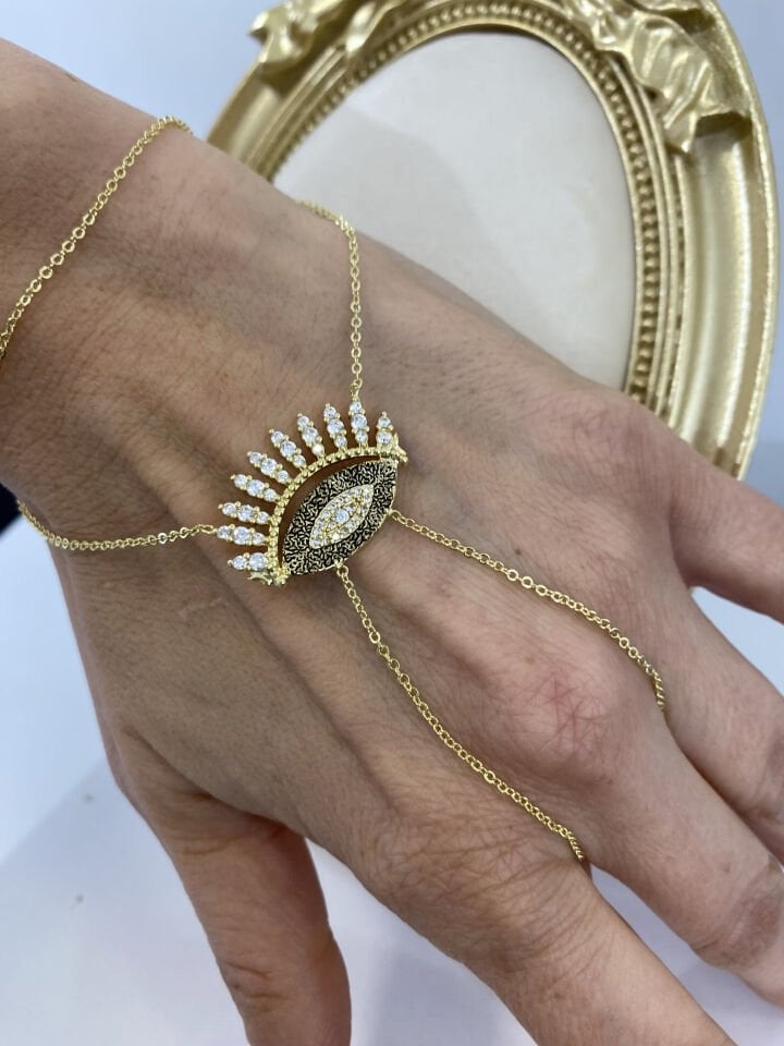 Rodyum Kaplama Taşlı Kirpikli Göz Figür Şahmeran Gold
