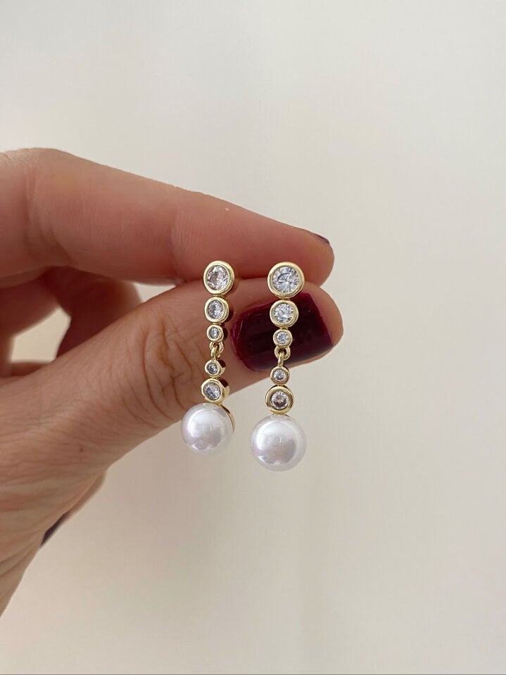 Sıra Taşlı Minimal İnci Küpe