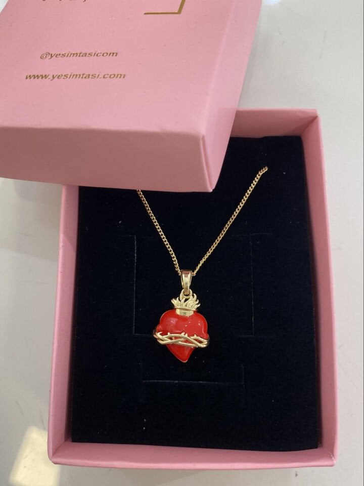 Yılbaşı Kırmızı Kalp Kolye