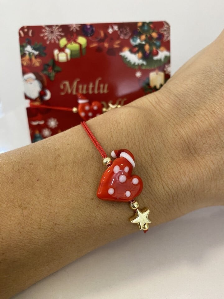 Yılbaşı Murano Şapkalı Kırmızı Kalp İp Bileklik