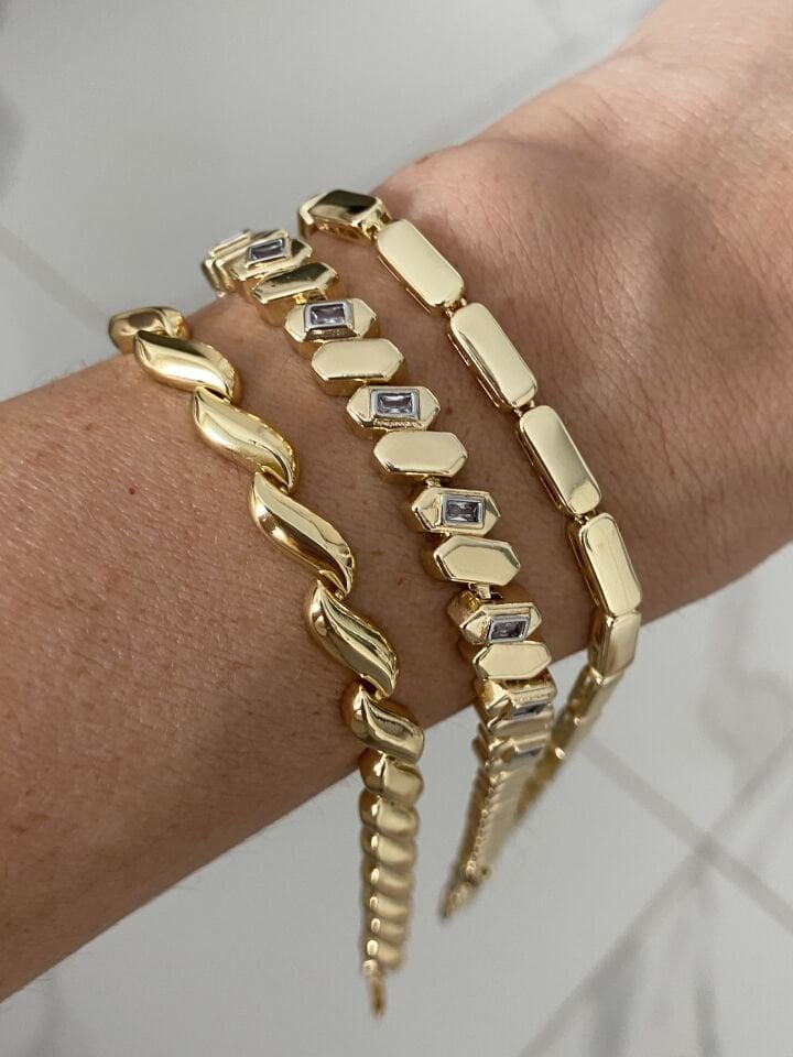 Altın Kaplama Gümüş Renk Çerveli Taşlı Gold Plaka Bileklik (17cm+ek)