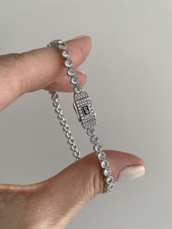 Monaco Model S Kilit Yuvarlak Taşlı Su Yolu Bileklik (18cm) Gümüş Renk