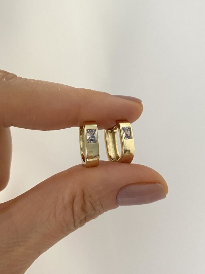 “Özel Seri” Tek Taşlı Geometrik Halka Küpe