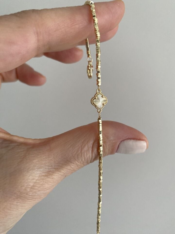 Altın Kaplama Yonca Figür İnce Küp Zincir Bileklik (16cm+ek)