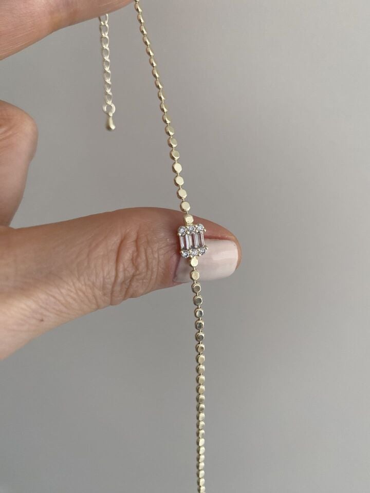 Altın Kaplama Minimal Baget Taşlı İnce Ezme Zincir Bileklik (16cm+ek)