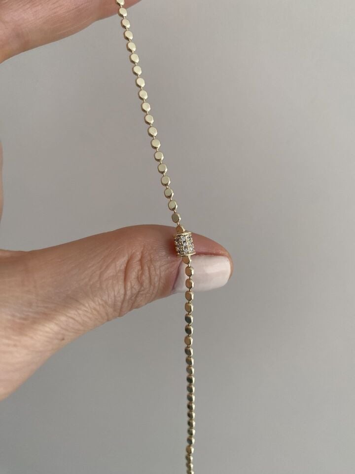 Altın Kaplama Taşlı Silindir Figür İnce Ezme Zincir Bileklik (16cm+ek)