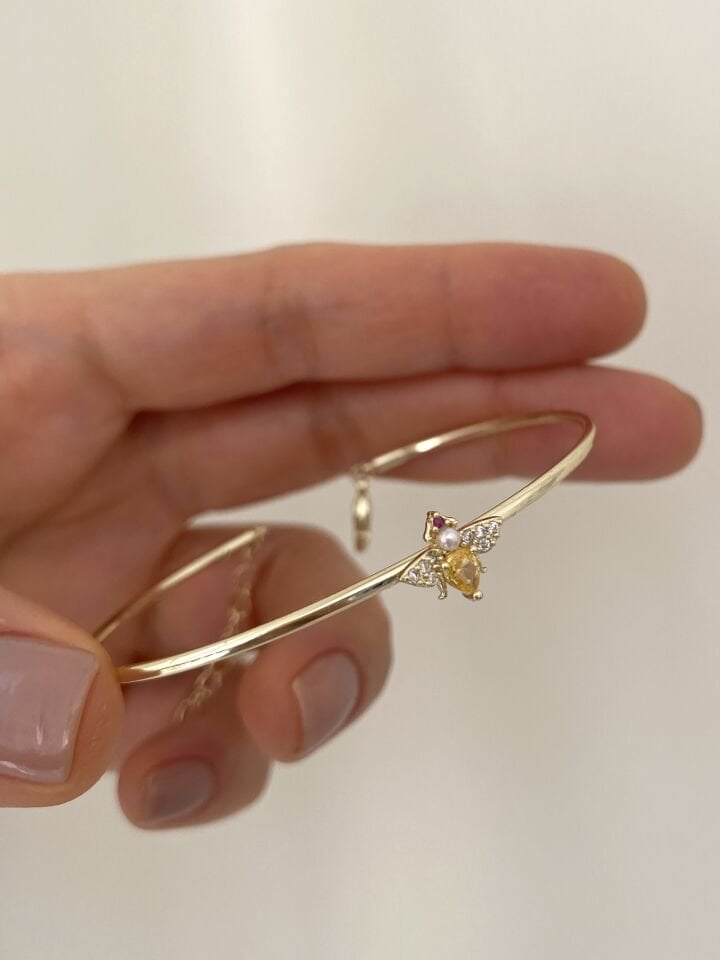 Minimal Arı Figür İnce Kelepçe