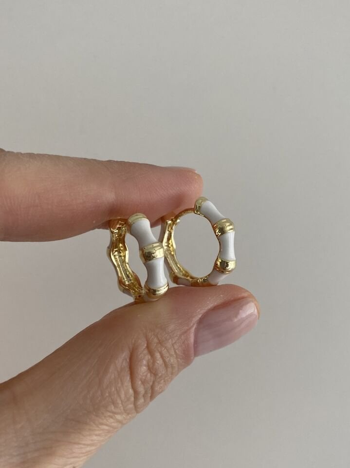 Altın Kaplama Mineli Gold Detaylı Halka Küpe Beyaz (İç çapı:1,4 cm)