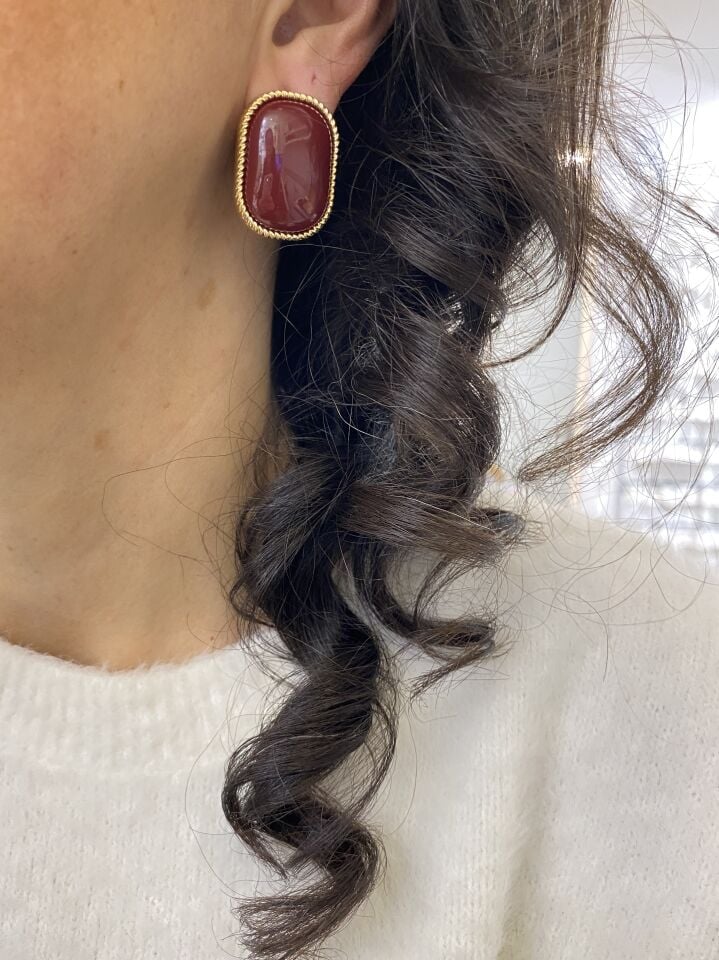 Gold Vintage Çerçeveli Bordo Küpe