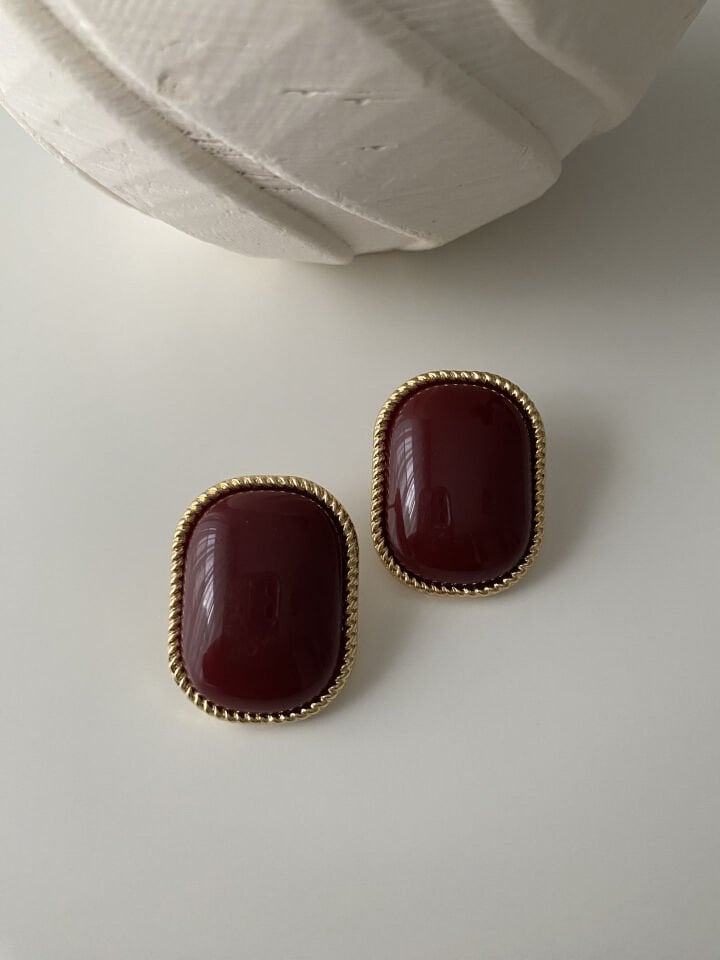 Gold Vintage Çerçeveli Bordo Küpe